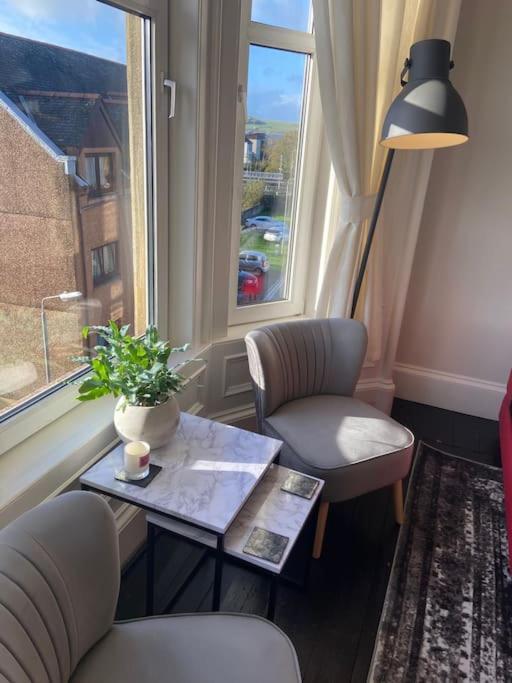 Beautiful Traditional Flat In The Center Of Largs. 外观 照片